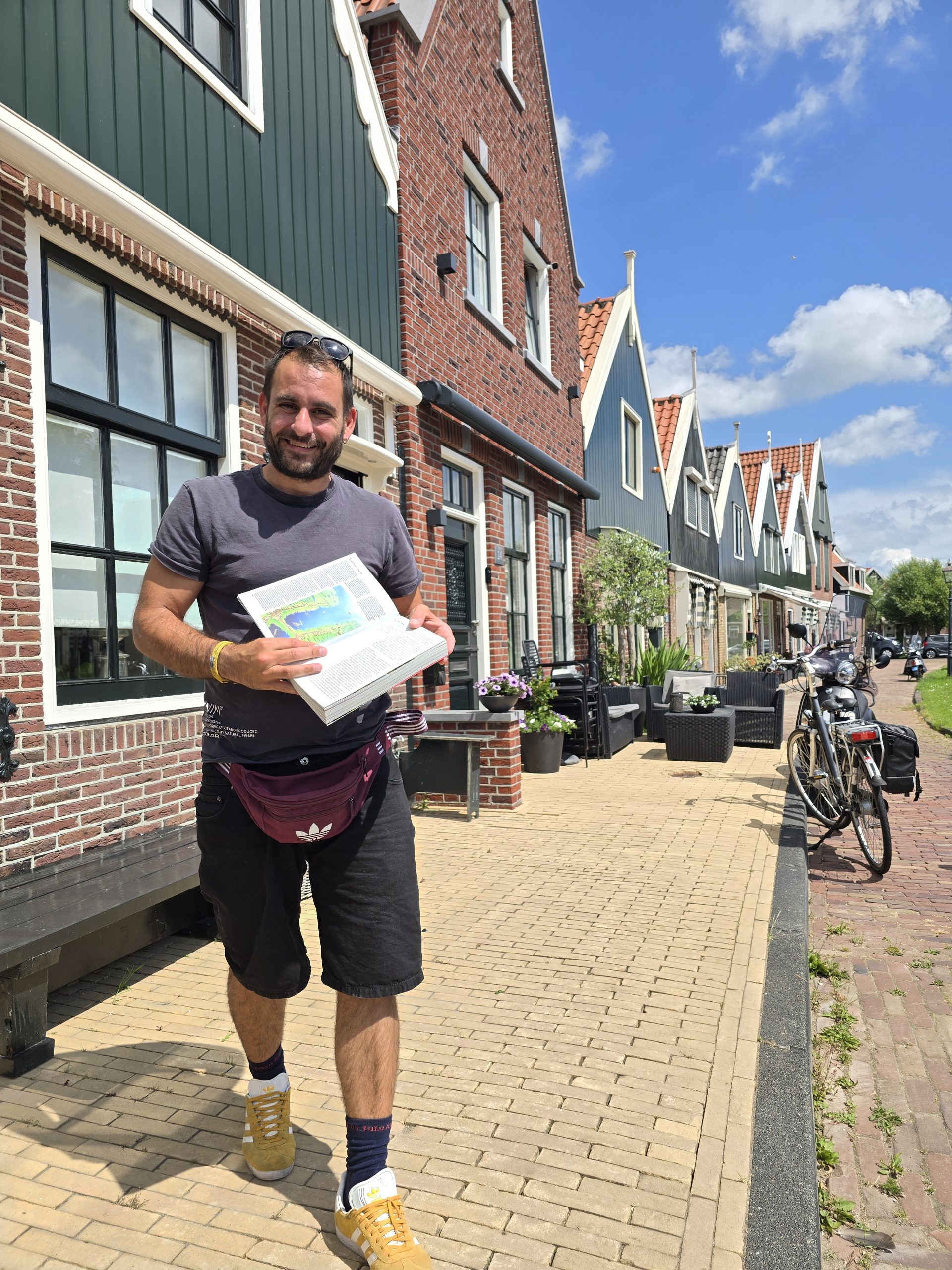 Antonis Iliadis - Professional Tour Leader & Guide Amsterdam