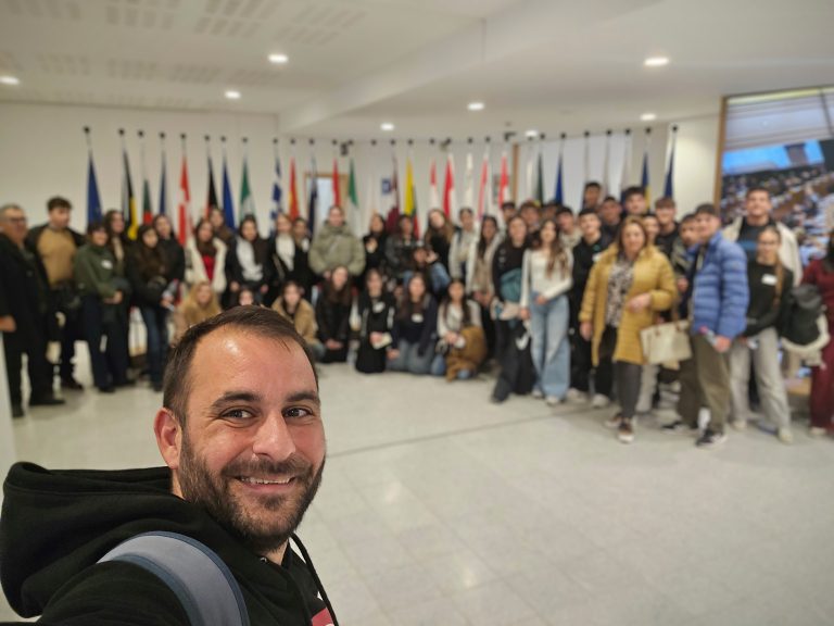 School and university groups on EcoEcho tour