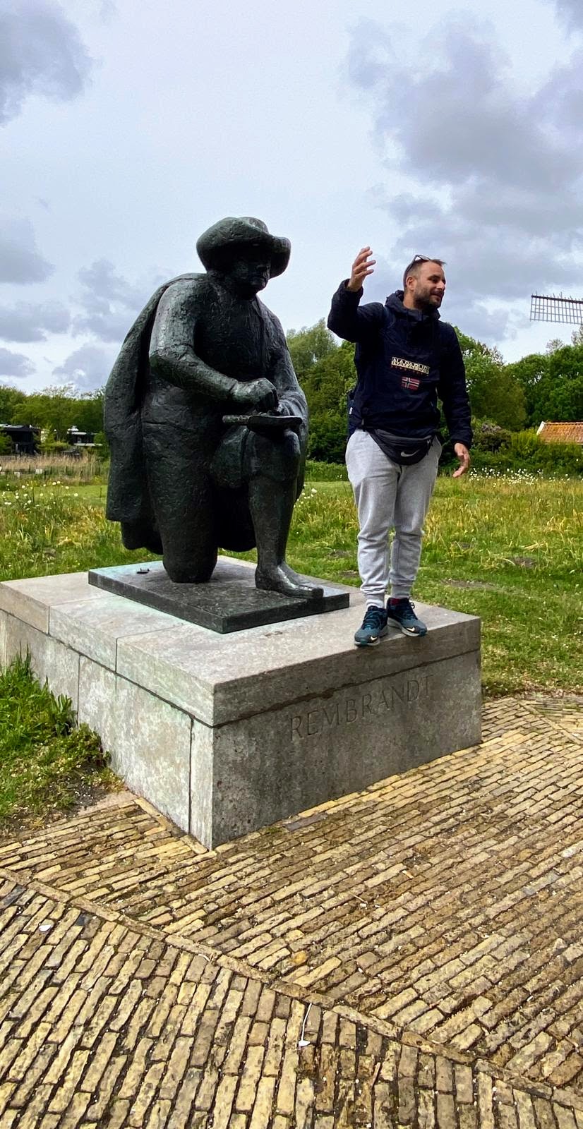 Private and small-group tour day with Antonis